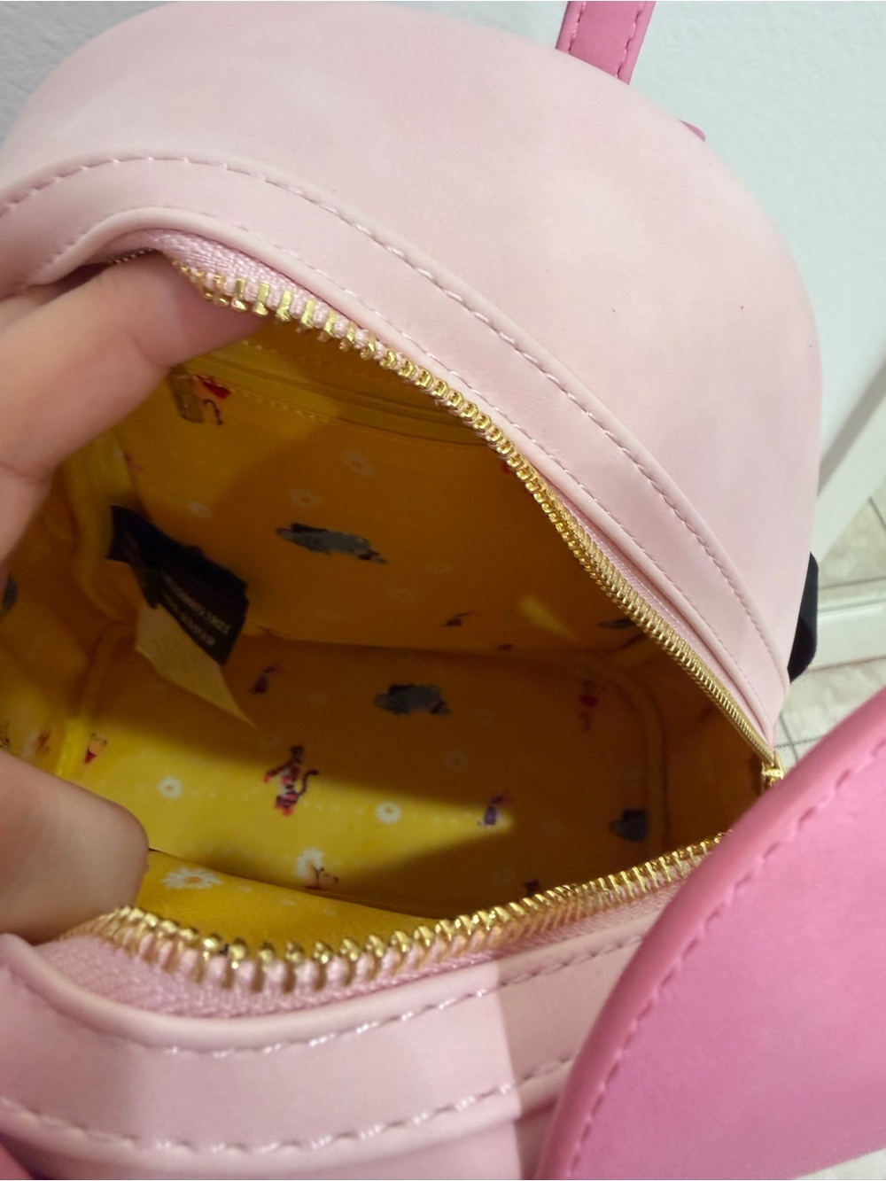 Like NEW Disney Piglet Loungefly Backpack - Picture 14 of 16